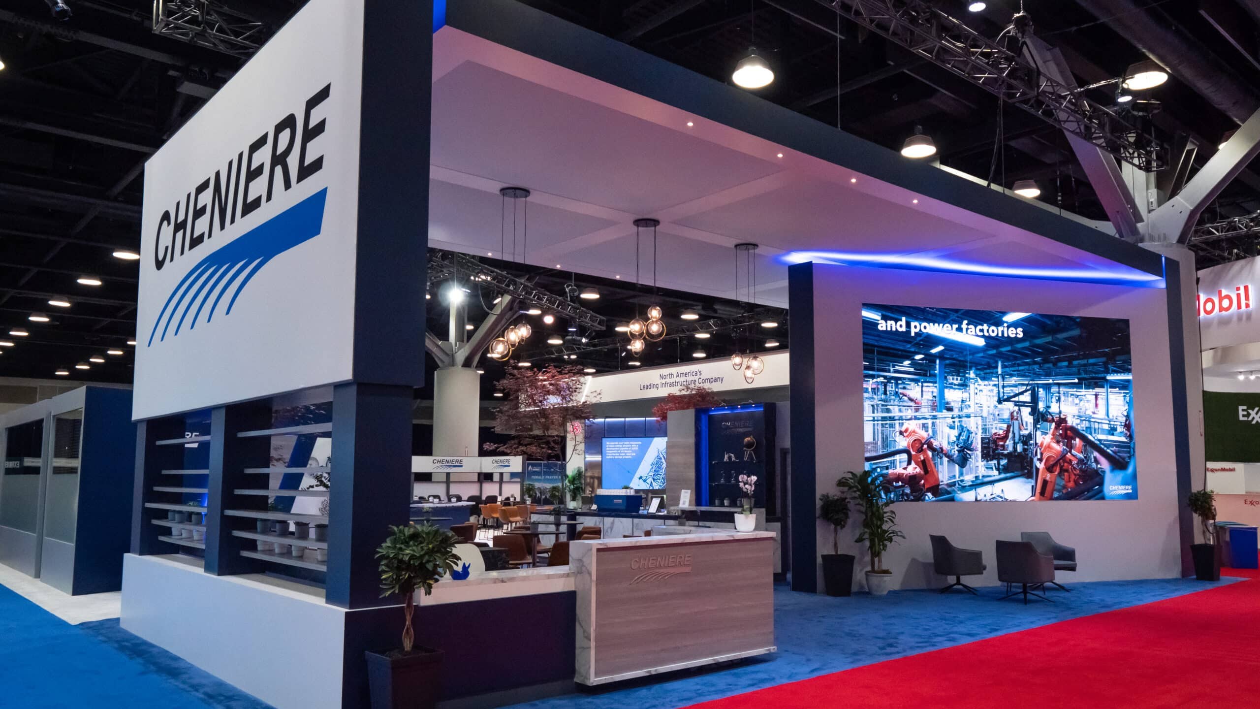 Cheniere modular trade show booth built to standardized components by Sequoia